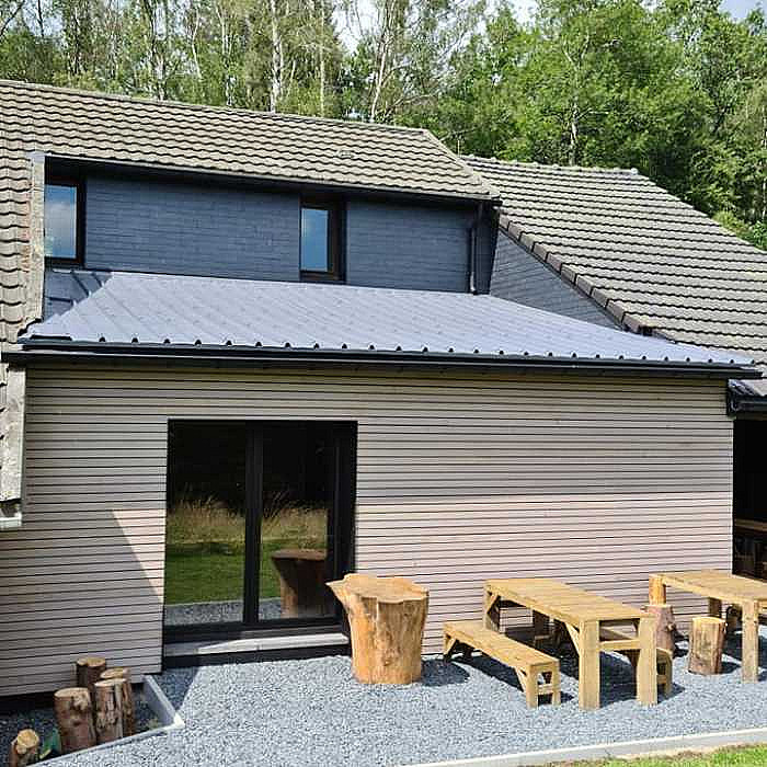 Travaux de couverture, toitures en tuiles, toitures en ardoises, toitures en métal,
                  couverture, Bertrix, Libramont-Chevigny, Florenville