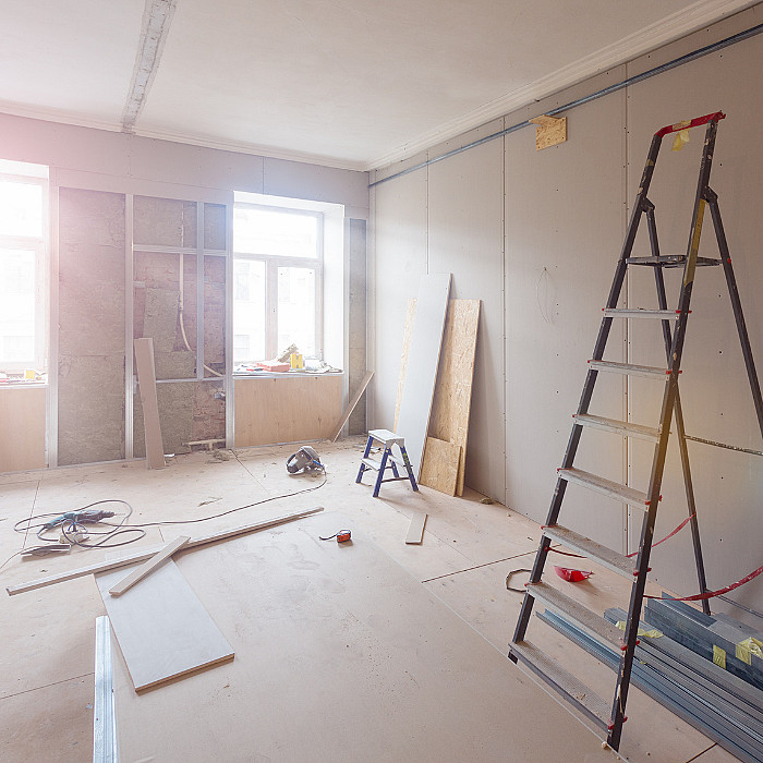 Projet de démolition, démolir, transformation, débris, déchets, gravats, benne, container