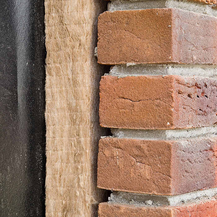 Isolant, pont thermique, porte, toiture, combles, grenier, murs, sols, plafonds