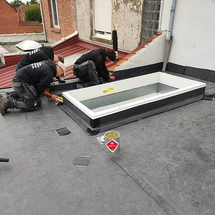 Rénovation, construction, charpente, toit, couverture, zinguerie, zinc, isolation, velux, fenêtre de toit