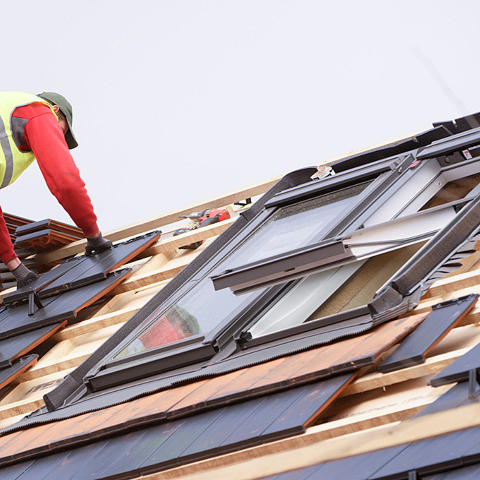 Combles, grenier, fenêtres, velux, ouverture de toit, isolation thermique, acoustique, isolant