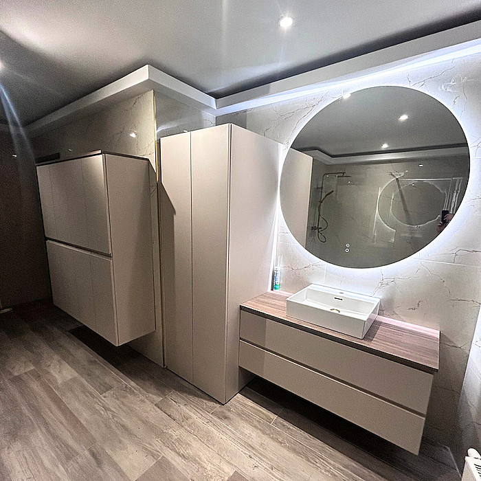 rénovation, rénovation salle de bain, rénovation cuisine, entreprise de rénovation, salle de bain sur mesure, cuisine design, aménagement intérieur, parachèvement, maçonnerie, Bellecourt, Montigny-le-Tilleul, Nivelles, Brabant Wallon