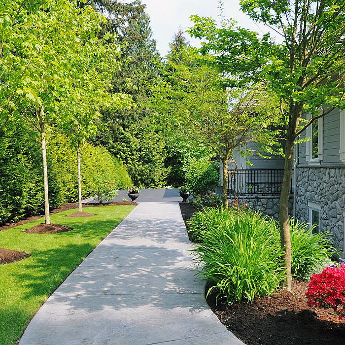 Pavage, pavés, aménagement extérieur, jardinier, paysagiste, pose de pavage, revêtement pavés,
                  terrassement, préparation du sol, calepinage, allée piétonne, allée carrossable, terrasse, jardinier
                  paysagiste, entretien de pavage