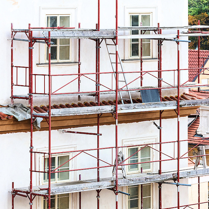 interieur renovatie, exterieur renovatie, afwerking, scheidingswanden, valse plafonds, isolatie, vloerbekleding, parket, tegels, tapijt, chape, laminaatvloer, vinylvloer