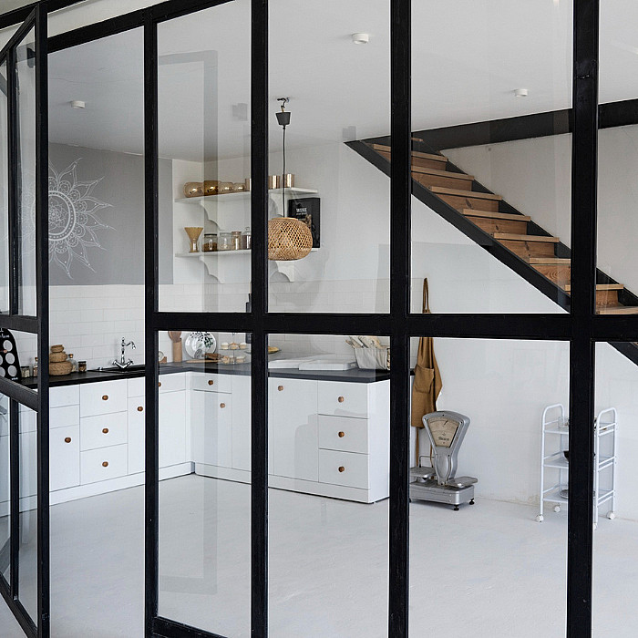 Carrelage mural, crédence, placard, rangements, showroom, partenaires