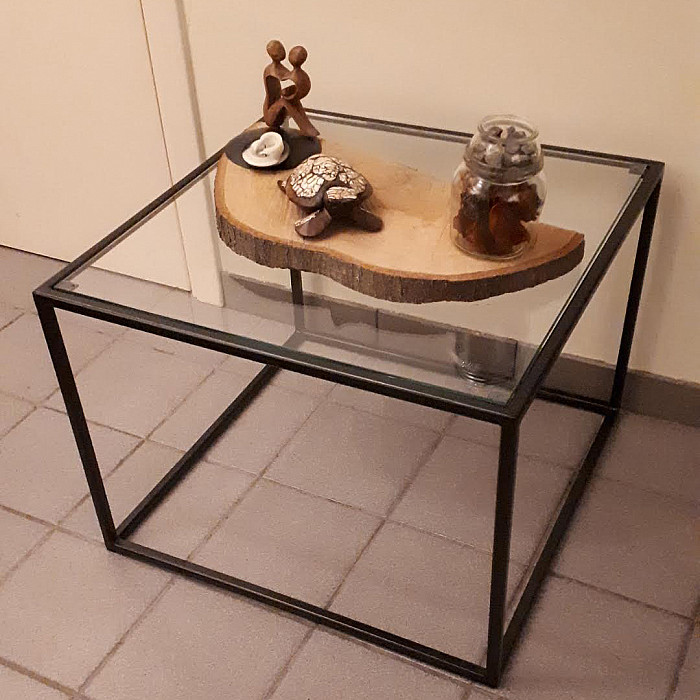 Mobilier et objets métalliques à Liège