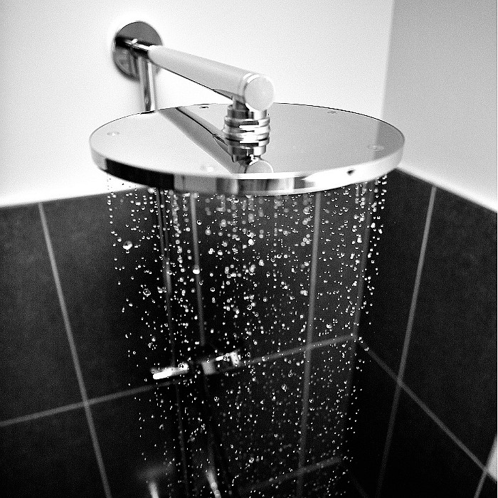 Artisan plombier sanitaire à Villefranche-sur-Saône et Gleizé – dépannage, rénovation et chauffage, avec un service soigné et des tarifs compétitifs. Mots clés : plomberie sanitaire Villefranche-sur-Saône, plombier sanitaire Gleizé, dépannage plomberie Limas, rénovation salle de bain Villefranche-sur-Saône, chauffe-eau Gleizé, groupe de sécurité Limas, douche à l’italienne Villefranche-sur-Saône, siphon Gleizé, chaudière gaz Villefranche-sur-Saône, radiateur Limas, plancher chauffant Villefranche-sur-Saône, VMC Gleizé, ventilation Limas, mitigeur thermostatique Villefranche-sur-Saône, bouche hygroréglable Gleizé