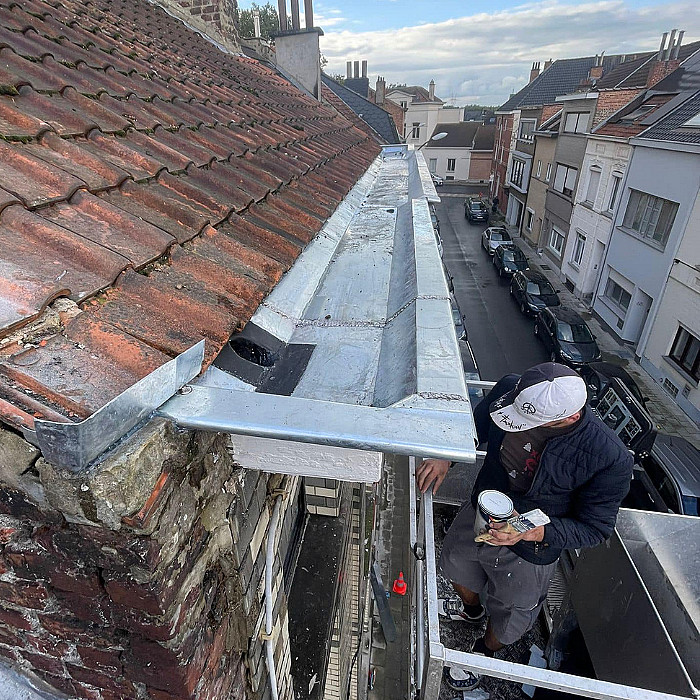 Peinture étanche, réparation, rénovation, nouvelles gouttières, détection, fuites