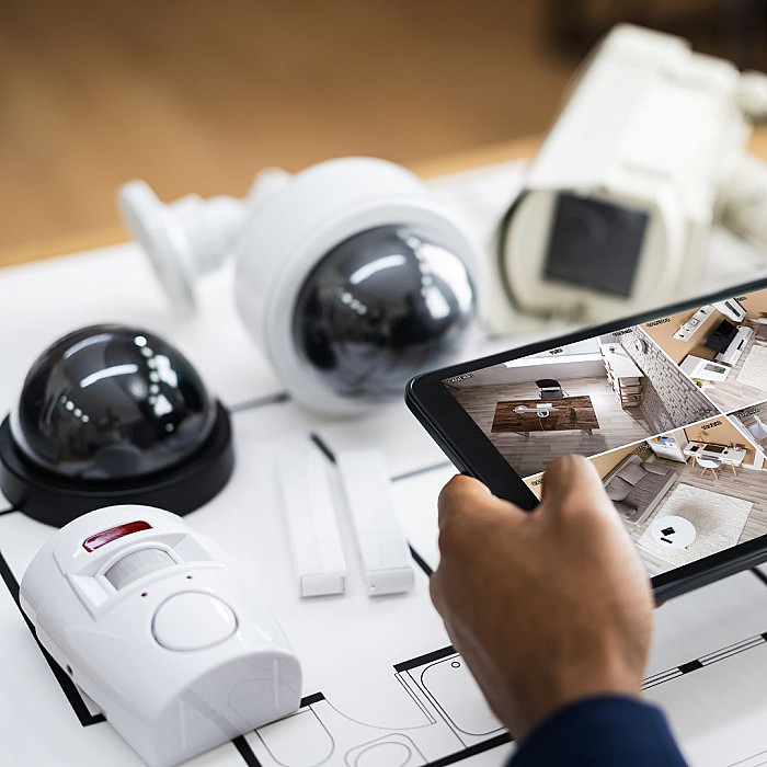 Système d’alarme intrusion, alarme, Système de détection d’incendie, détecteur d’incendie, caméra de surveillance, vidéophonie