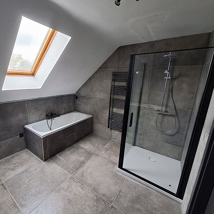 rénovation générale, murs et plafonds, sols, isolation, carrelage, plomberie, chauffage, cloison, peinture, parachèvement,  travaux de finition, petits travaux, dépannage, multi-services, Réparation d’étangs et mares, réparation, rénovation, étang, mare, abris de jardin, pavage, allé et abords, faux plafonds, plafonnage, parquet, égouttage, nivellement, terrassement, électricité