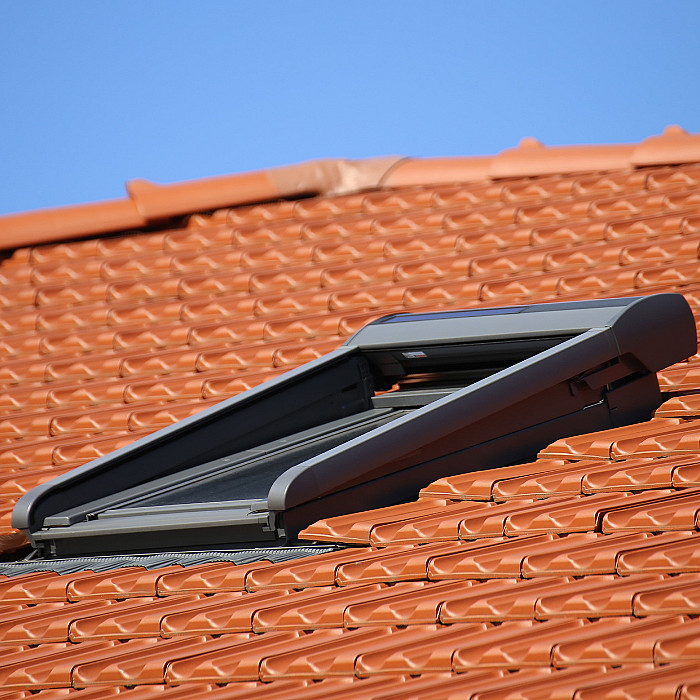 Velux, installation, fenêtre de toit, toiture, ouverture de toit, pose de Velux