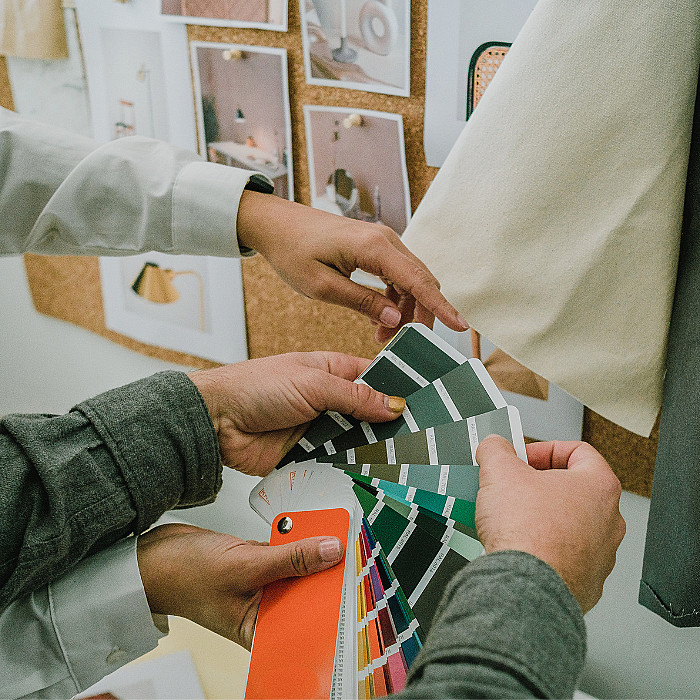 couleurs, unie, satiné, mat, brillante, peinture, murs, plafonds, peinture murale