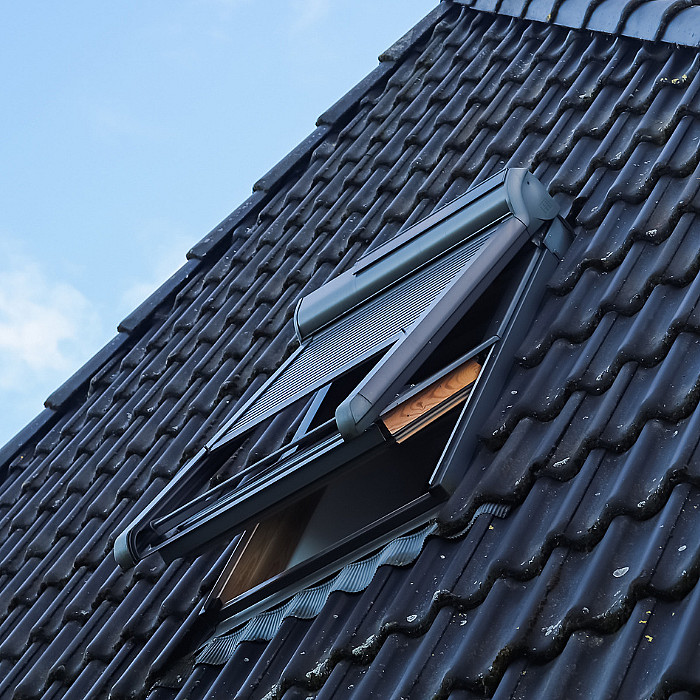 Velux, fenêtre de toit, pose, installation, nouveau velux, ouverture de toit, lucarne