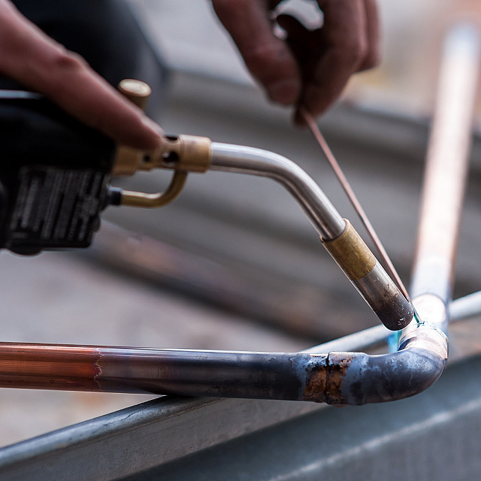 Plombier, plomberie, éviers, lavabos, installation, nouvelle tuyauterie, robinetterie