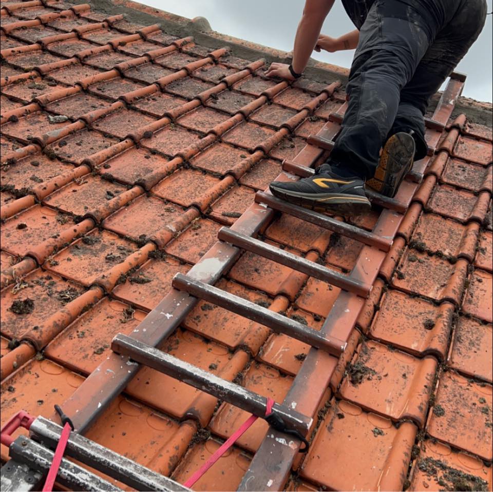 construction générale, rénovation intérieure, rénovation extérieure, rénovation énergétique, énergie renouvelables, toiture, isolation, électricité