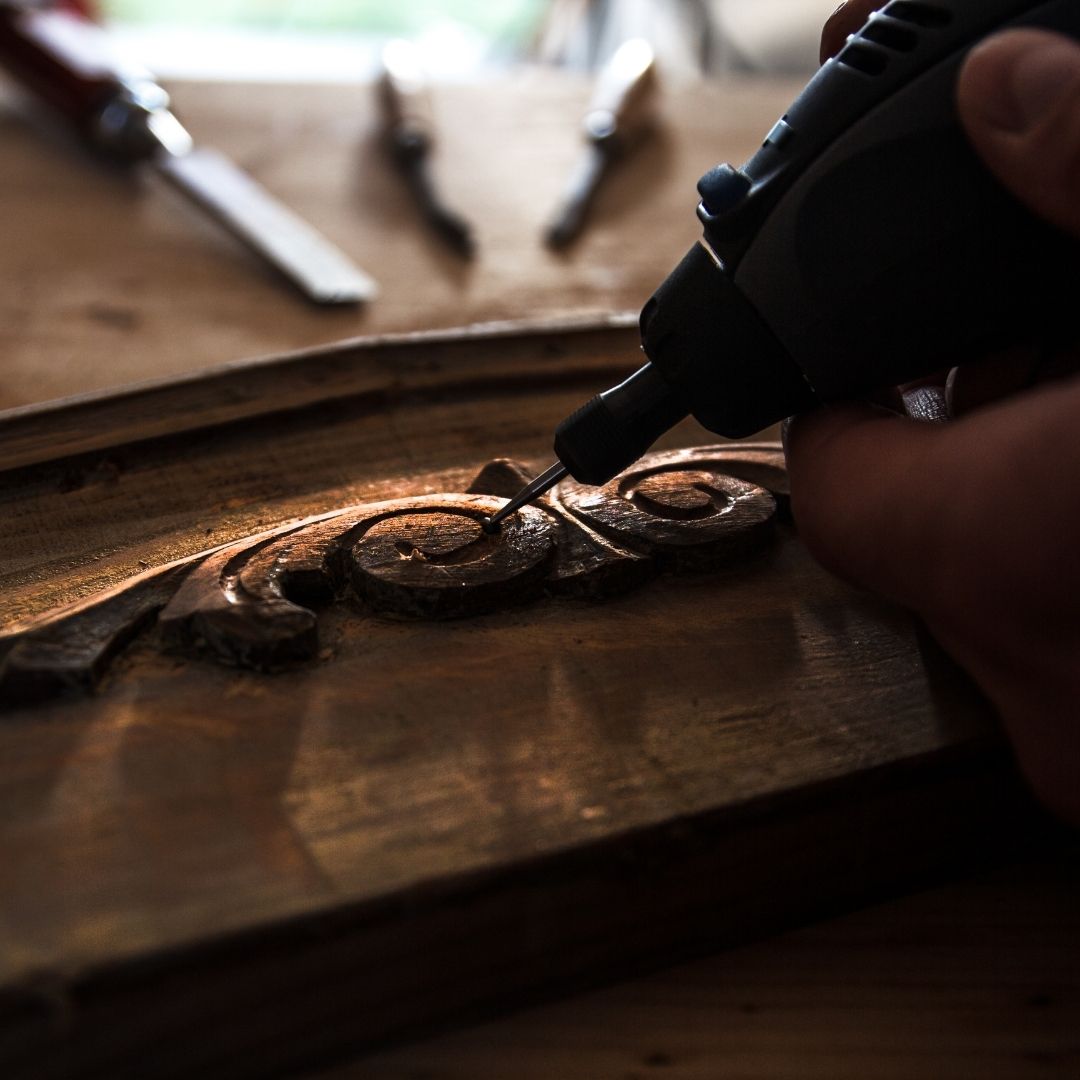 menuisier Couvin sur mesure, dressing chêne massif Chimay, cuisine sur mesure Philippeville, restauration meubles anciens Couvin, terrasse bois exotique Chimay, carport bois Philippeville, meuble chêne artisanal Couvin, bardage bois façade Chimay, parquet massif chêne Philippeville, annexe bois jardin Couvin, porte intérieure chêne Chimay, rénovation meuble ancien Philippeville, menuiserie extérieure Couvin, pose parquet semi-massif Chimay, mobilier sur mesure Couvin, aménagement terrasse bois Philippeville, création dressing Chimay, menuiserie intérieure Couvin, fabrication meuble chêne Philippeville, artisan menuisier Couvin Namur