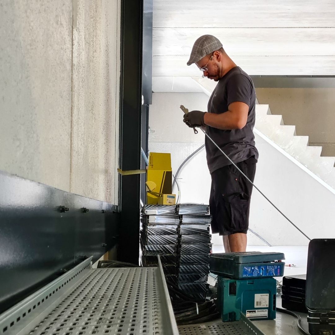 électricité générale Ganshoren installation, domotique maison intelligente Schaerbeek, contrôle accès badge Anderlecht, motorisation portail Ganshoren automatique, mise conformité électrique Schaerbeek RGIE, éclairage LED extérieur Anderlecht, vidéophonie connectée Ganshoren, porte garage motorisée Schaerbeek, installation électrique neuve Anderlecht, système alarme intégré Ganshoren, tableau électrique Schaerbeek conforme, stores motorisés Anderlecht domotique, caméra surveillance Ganshoren sécurité, automatisation éclairage Schaerbeek, portail coulissant motorisé Anderlecht, dépannage électrique Ganshoren rapide, volets roulants électriques Schaerbeek, contrôle centralisé Anderlecht smartphone, agrégation électrique Ganshoren RGIE, borne recharge électrique Schaerbeek installation