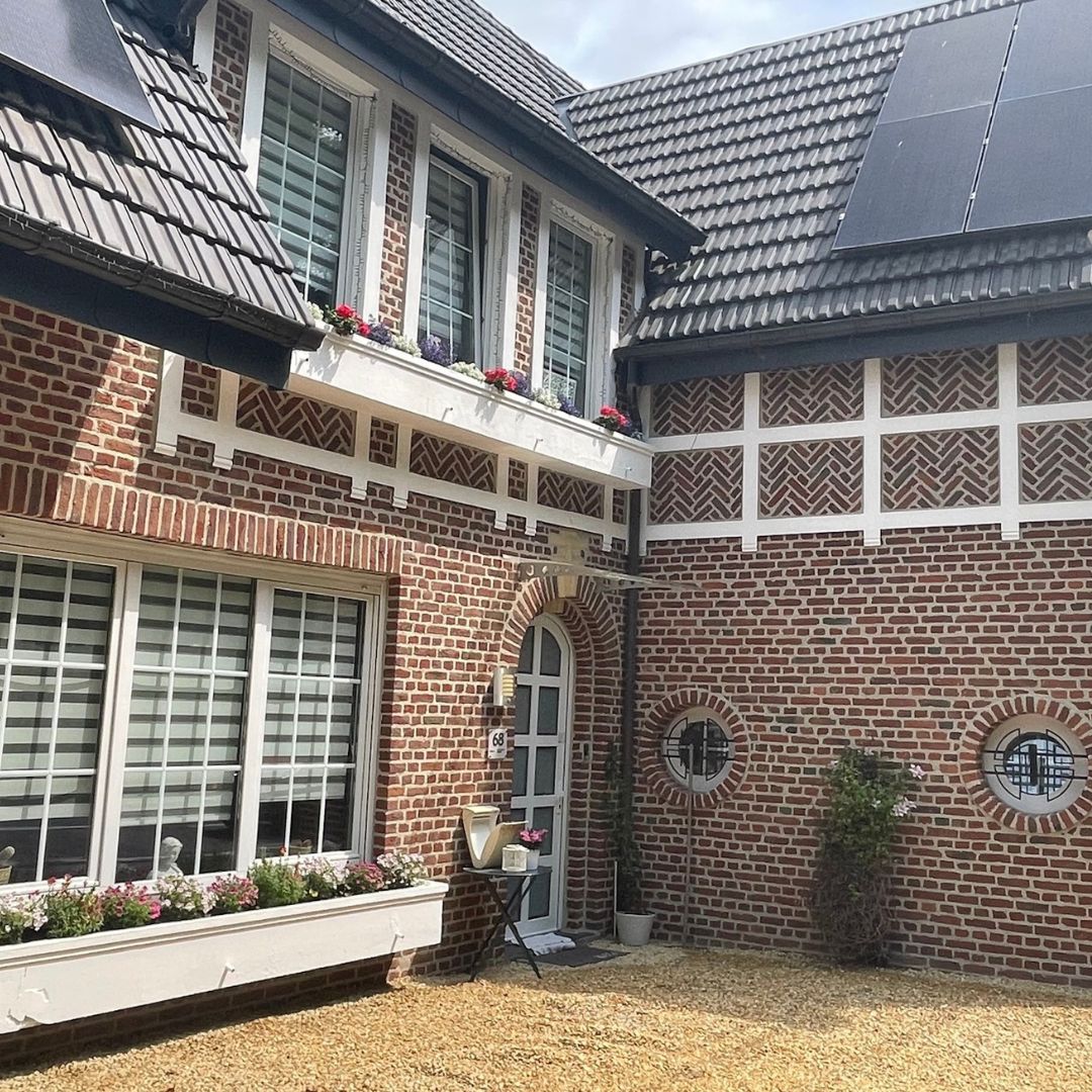 Travaux de façade, rénovation extérieure, sablage mobilier, aérogommage façade, rejointoiement