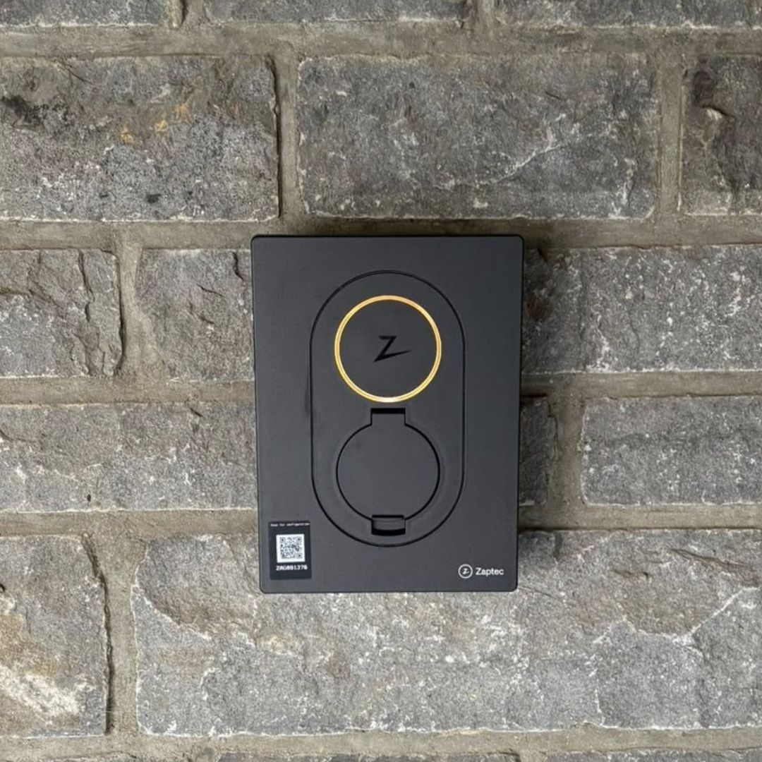 Borne de recharge, station recharge, voiture, véhicule, domicile, fixation, installation, recharge rapide