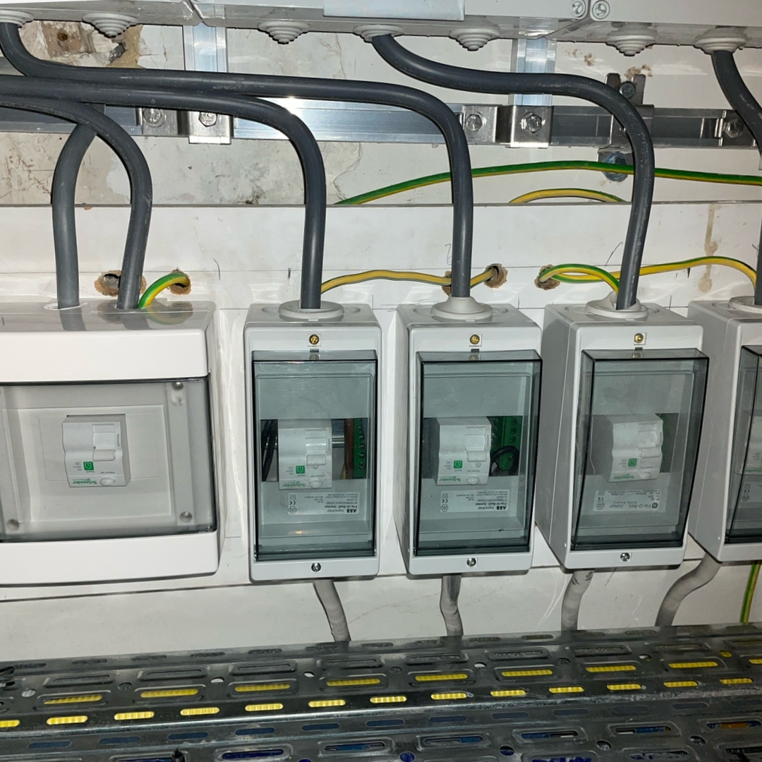 construction générale Ramillies maison, rénovation complète Wavre transformation, charpente traditionnelle Hannut, châssis PVC Ramillies double vitrage, toiture tuiles Wavre rénovation, parquet massif Hannut pose, extension maison Ramillies, terrasse bois Wavre construction, carrelage intérieur Hannut, plafonnage peinture Ramillies, porte entrée Wavre sécurisée, isolation toiture Hannut, gros oeuvre Ramillies fondations, bardage bois Wavre façade, pavage extérieur Hannut pierres, véranda Ramillies extension, carport bois Wavre, toiture plate Hannut membrane, rénovation façade Ramillies, parquet rénovation Wavre ponçage