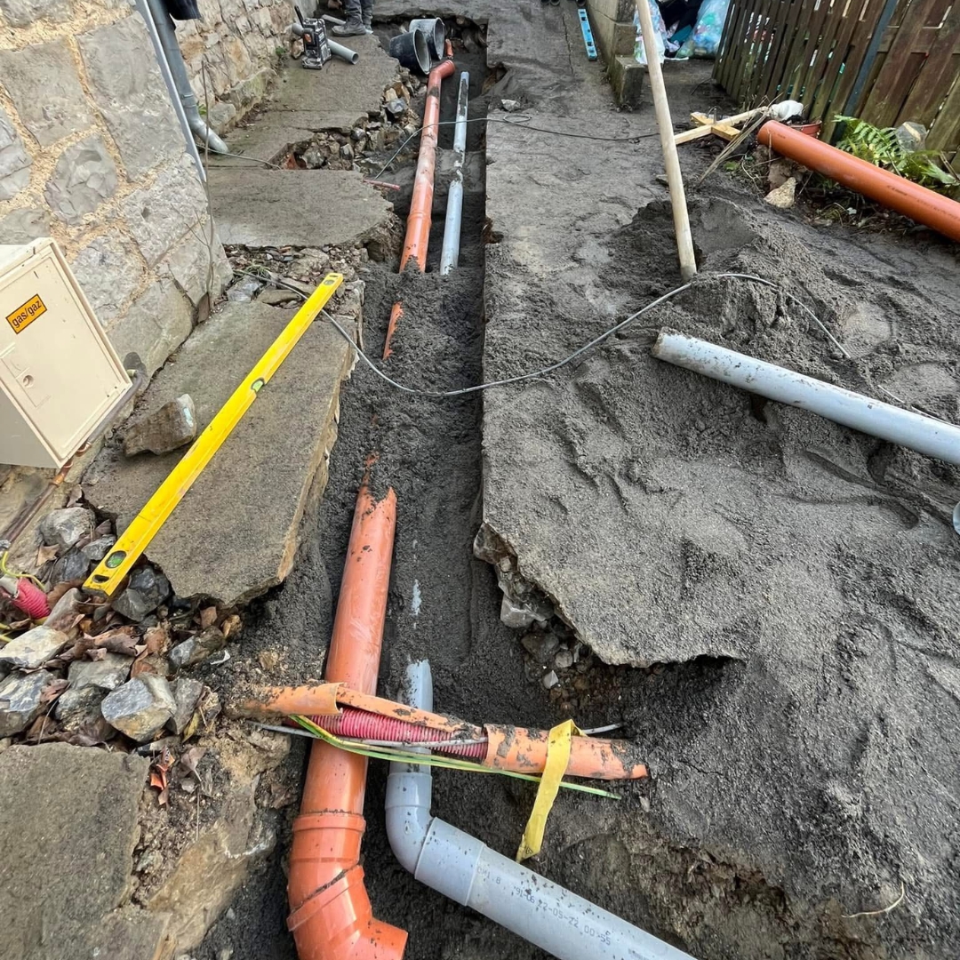 Egouts, raccordements, citerne, épuration, traitement des eaux, micro station, égouttage, drainage