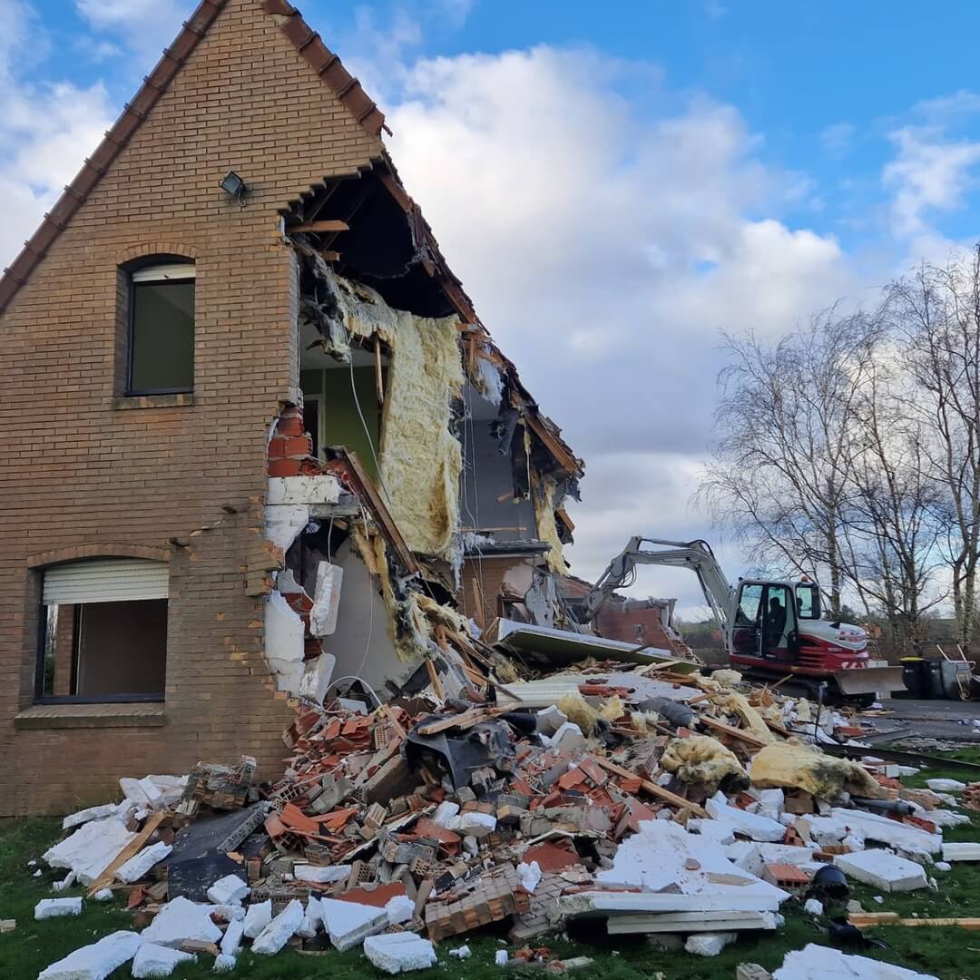 rénovation Chocques, maçonnerie Béthune, placo Bruay-la-Buissière, peinture, sols, terrasse, démolition, agencement, construction Hauts-de-France, entreprise générale, rénovation générale, abattage murs porteurs, platrerie, revêtements sols