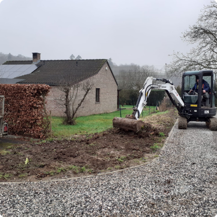 Aménagements extérieurs, terrassement, pelleteuse, terrain, jardin, terrasse, véranda, annexe, carrelage