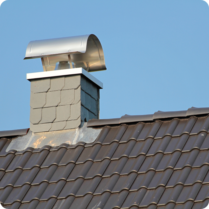 Cheminée en zinc, zingueur, toiture, étanchéité, rives