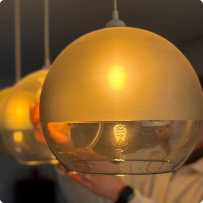 Fournisseurs, luminaires, lampadaires, installation, intérieur, extérieur