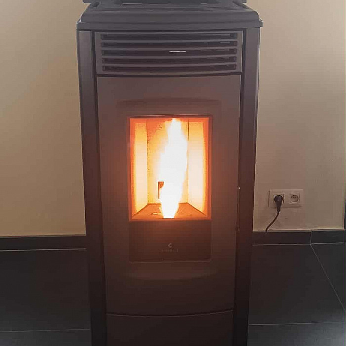 chauffage, poêle bois, poêle à pellet, vente, installation, toutes marques, mise en conformité, entretient, dépannage, ramonage, cheminée, service rapide