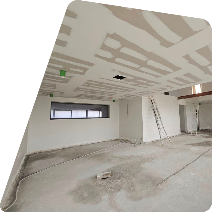 Plafonnage, finitions, murs, plafonds, plafonds décoratifs