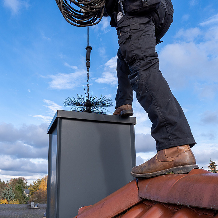 drainage, fosse septique, épuration, placement de citerne, vidange de fosse septique, traitement d'humidité, adoucisseur d'eau, installation/dépannage de chauffage, poêle à pellets, pompe à chaleur, ventilation, climatisation, travaux de plomberie, sanitaires, canalisations, salle de bains, isolation, cloisons, finitions de joints en silicone, ravalement de façade, rénovation de façade, sablage de façade, Recherche de fuite, égouttage, Intervention rapide, tout type de canalisation, installation et réparation des réseaux d'eaux usées et pluviale, débouchage, inspection, plomberie générale, Création de salle de bain, installation d'équipements, boiler thermodynamique, robinetterie, plomberie générale, ramonage cheminée