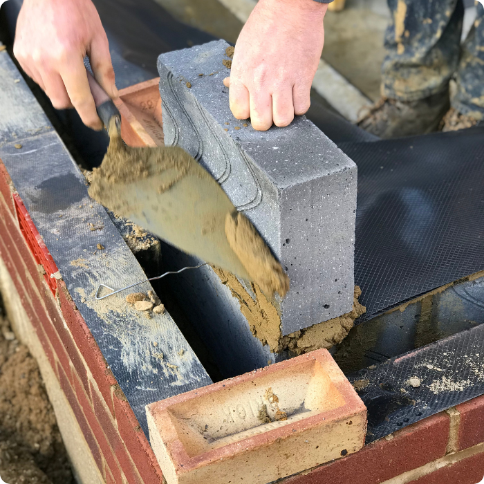 Construction, maison, bâtiment, constructeur, béton, brique, fondations, coffrage, gros oeuvre, dalles de béton, chapes