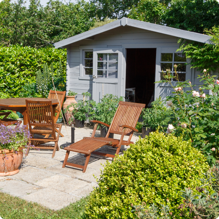 Abris de jardin, installation, placement, montage, rangements extérieurs