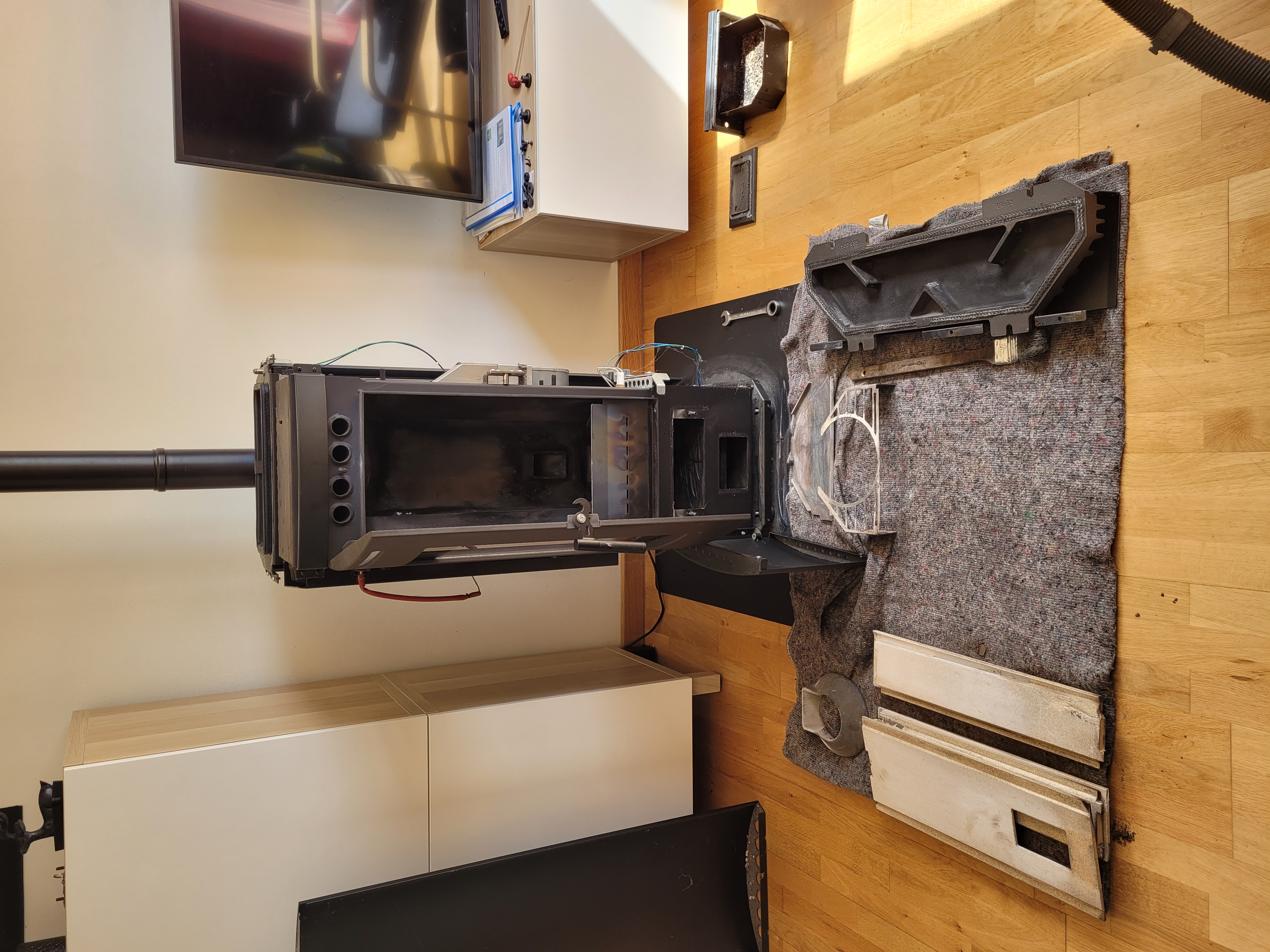 poêle à pellets, service technique poêle à pellets, installation, dépannage, entretien, poêle, cheminée, ramonage de cheminée, tubage de cheminée