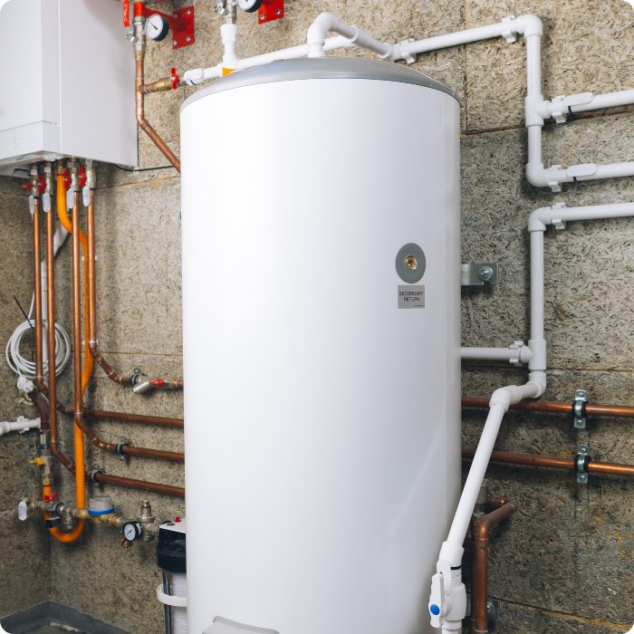 Tuyaux, branchements, appareils, boiler, chauffe eau, sanitaire, eau chaude sanitaire