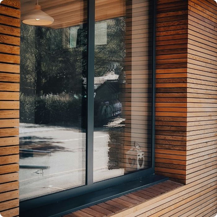 Bardage en bois, façade en bois, boiserie, menuiserie extérieure, protection façade, menuisier