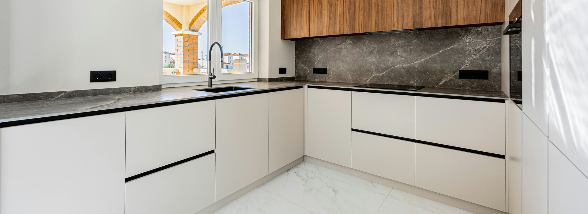 cuisine, plafonnage, enduit, cloisons, faux plafonds, parquet, carrelage