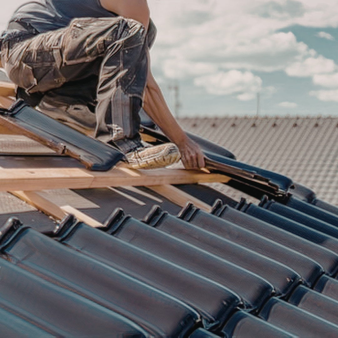 couvreur Andenne, toiture Andenne, réparation toiture, toiture EPDM, ardoise naturelle, isolation toiture, Velux, couvreur Namur, couvreur Huy, étanchéité toiture