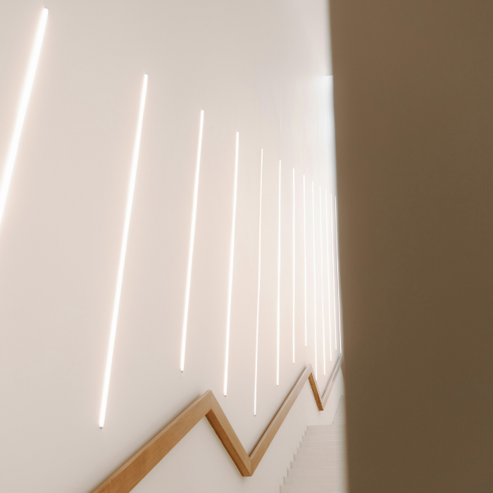 Murs, réparation, enduit, cimentage, murs abîmés, rénovation, luminaire, éclairage