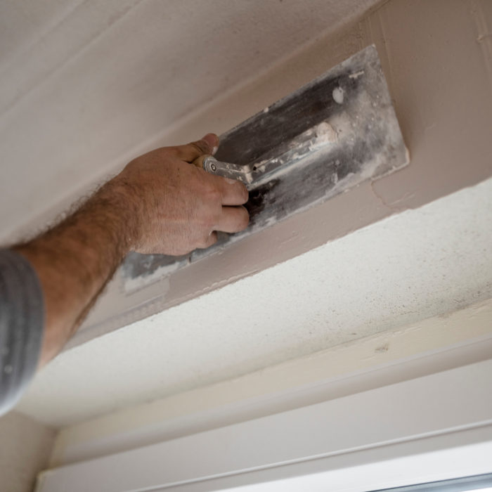 Murs, réparation, enduit, cimentage, murs abîmés, restauration des murs