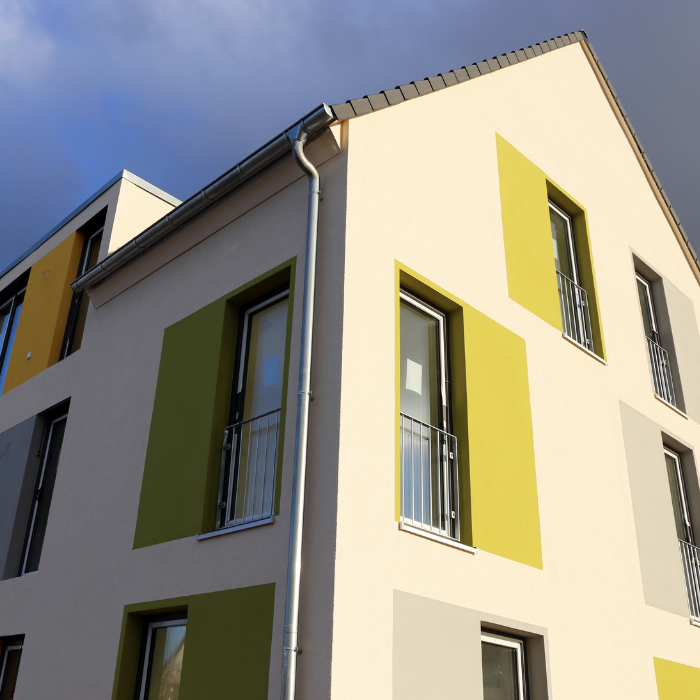 Rénovation des peinture, rénovation boiserie, peinture sur bois, peinture sur métal