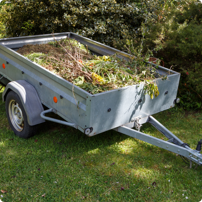 évacuation, déchets verts, débroussaillage, tonte, herbes coupées, remorques