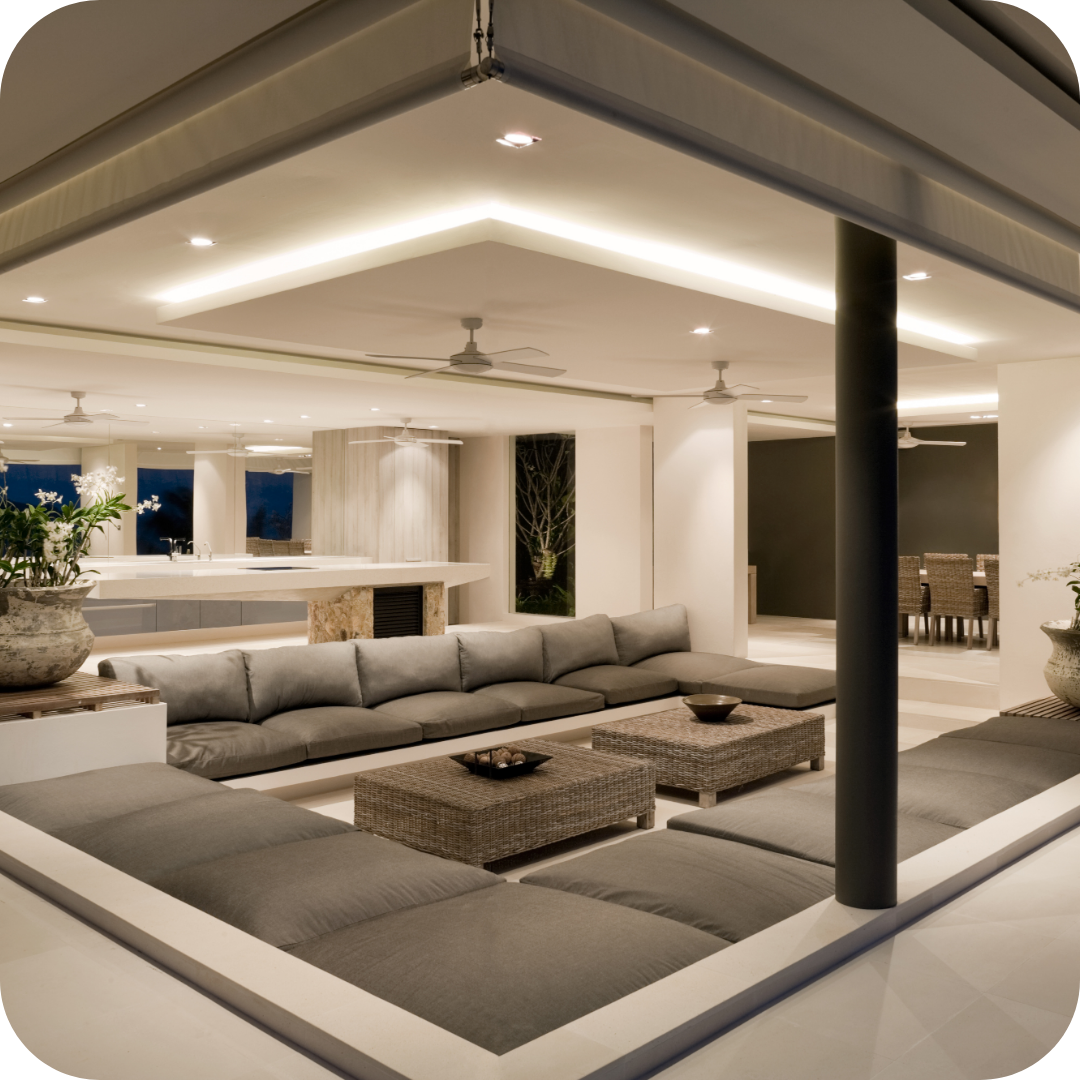 algemene renovatie, renovatiewerken, totaalrenovatie, binnenrenovatie, 
                      woningrenovatie, muren en plafonds, pleisterwerken, binnenafwerking, 
                      schilderwerken, decoratie, nieuwe bekledingen, sanitair, verwarming, 
                      elektriciteitswerken, metaalwerk, gevelrenovatie, gevelbekleding, keukenrenovatie, 
                      badkamerrenovatie