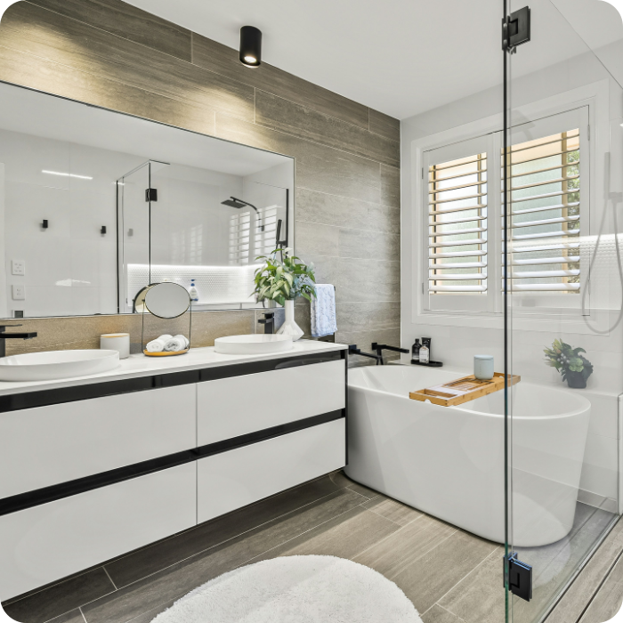 Nouvelle salle de bain, cloisons hydrofuges, électricité, éclairage, mobilier, miroir