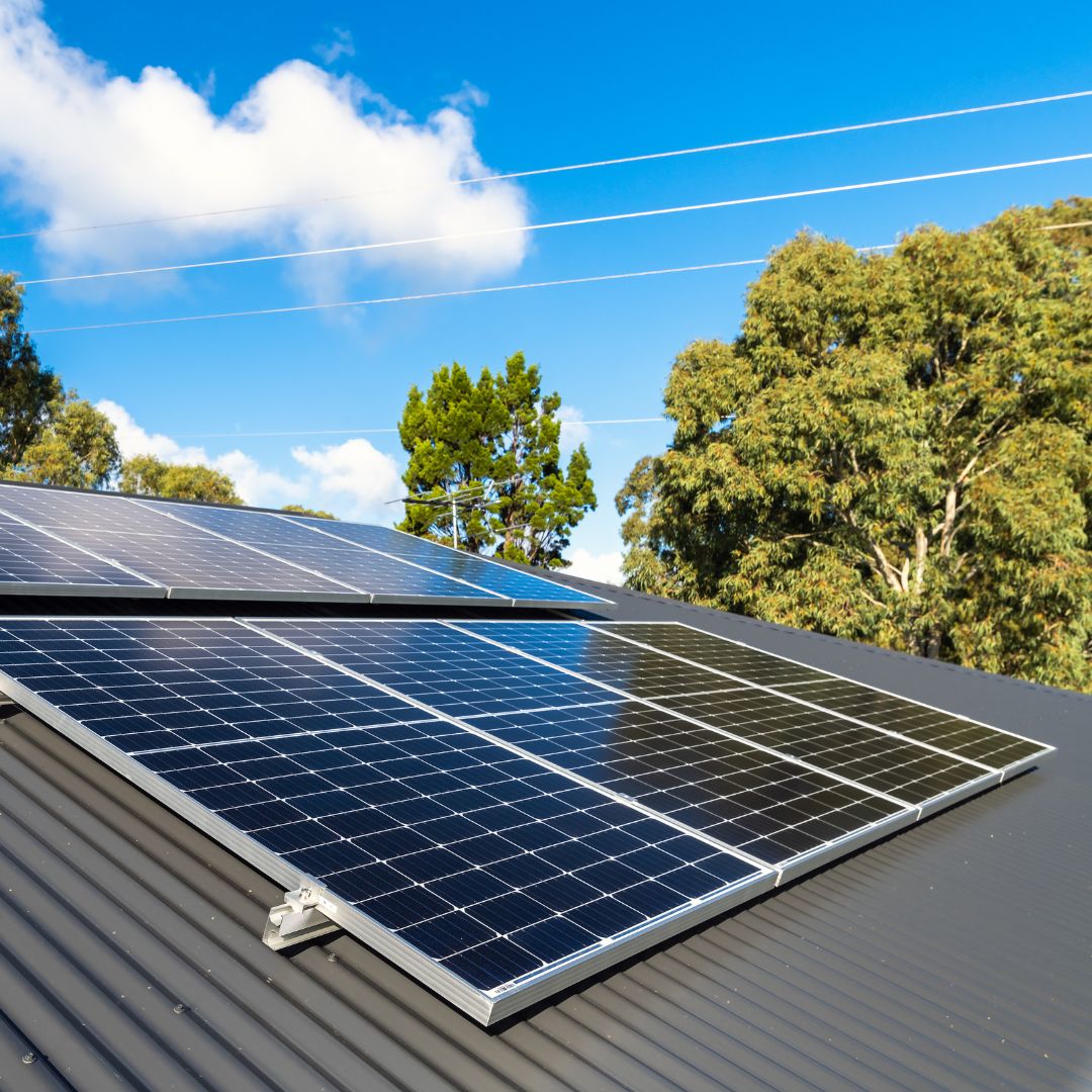 Nettoyage de panneaux solaires vérandas pergolas et surfaces extérieures à Lessines