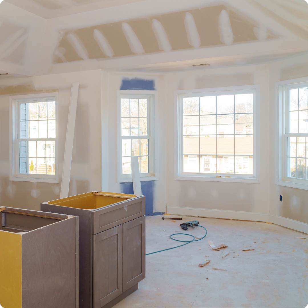 rénovation plafond, finitions modernes, travaux intérieurs, cloisons Gyproc, plafonnage intérieur