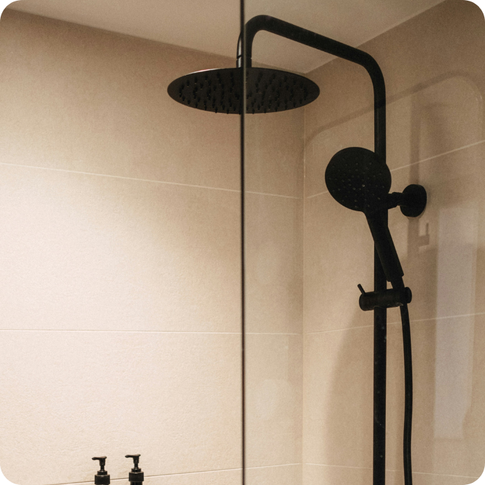 Salle de bain, sdb, douche, baignoires, lavabos