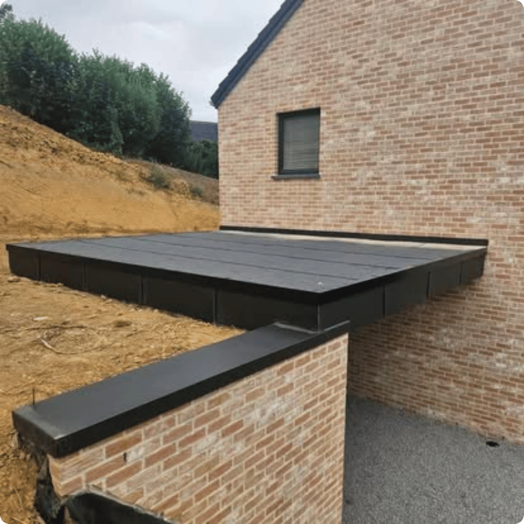 Pergola carport terrasse sur plots et aménagement extérieur en bois