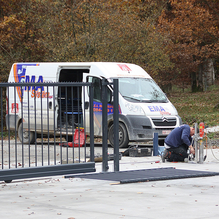 Travaux d'installation électrique